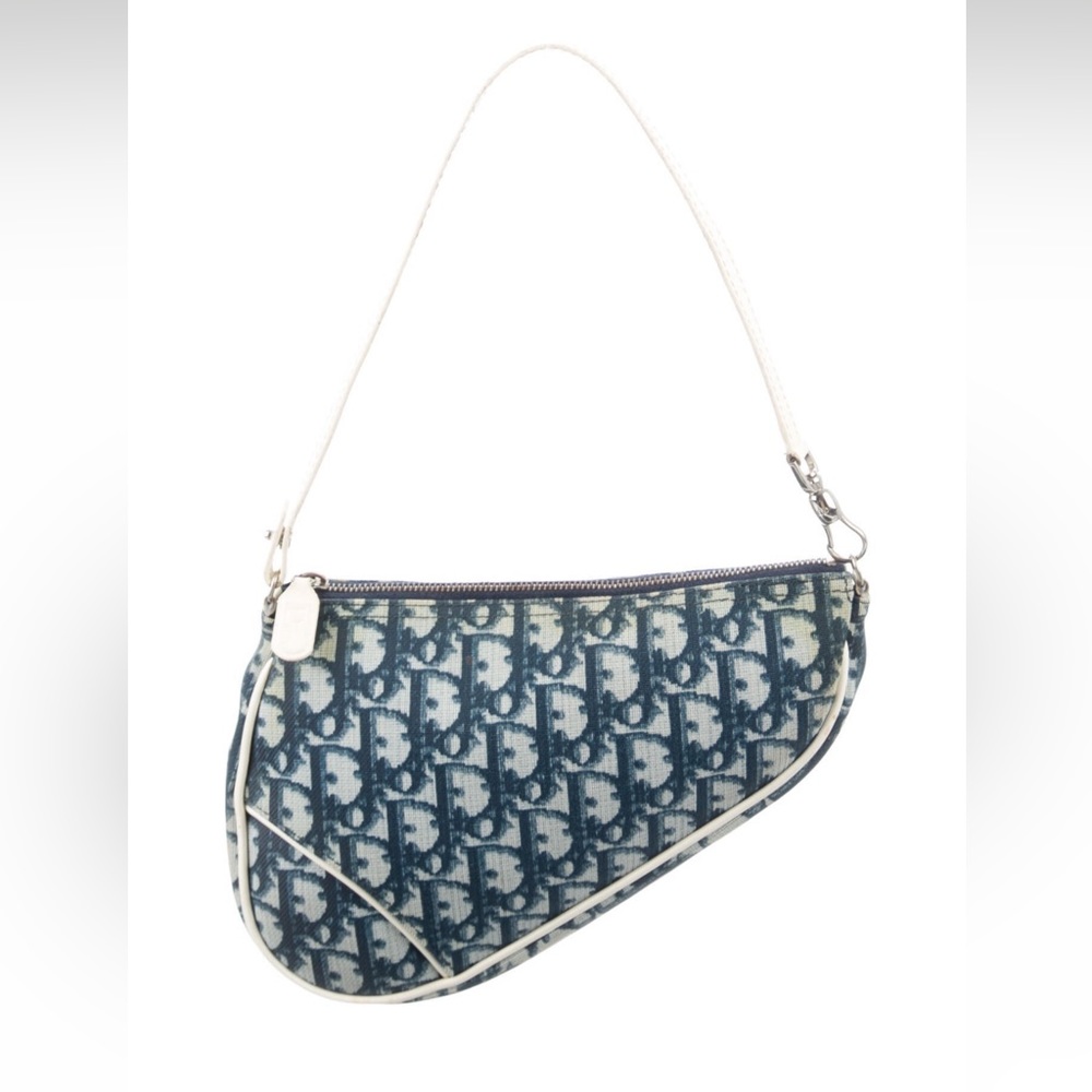 Christian Dior
Vintage Diorissimo Saddle Pochette